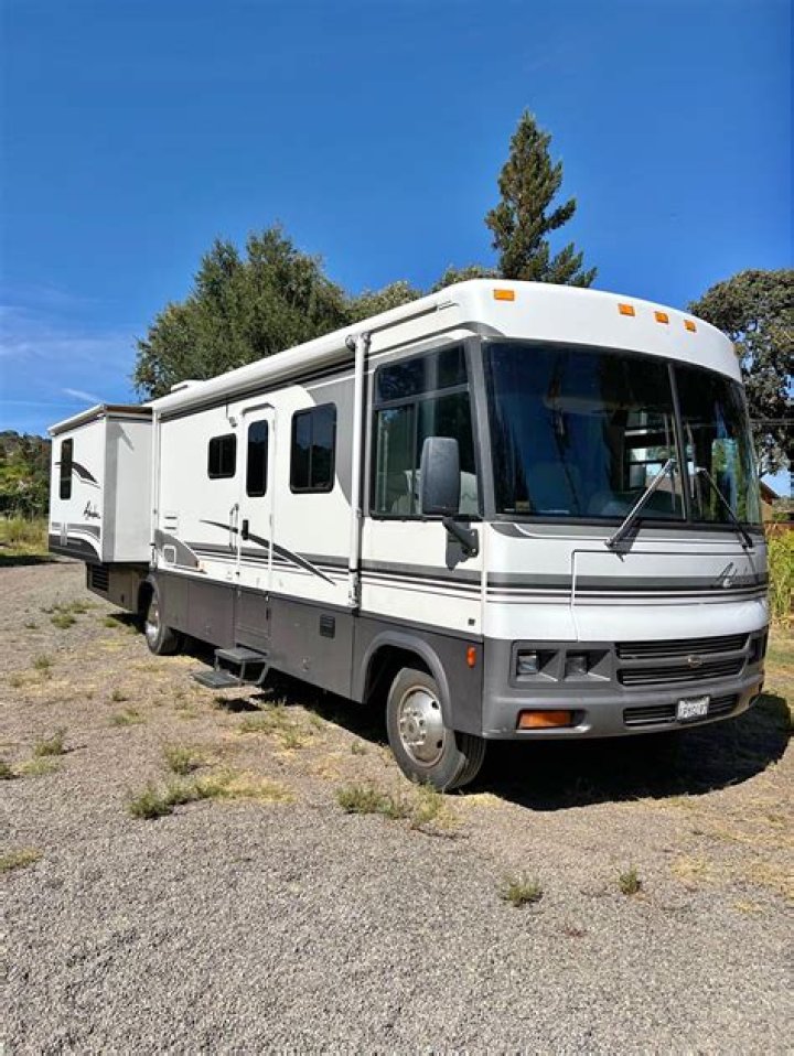 Are there any recalls on the Winnebago Adventurer?