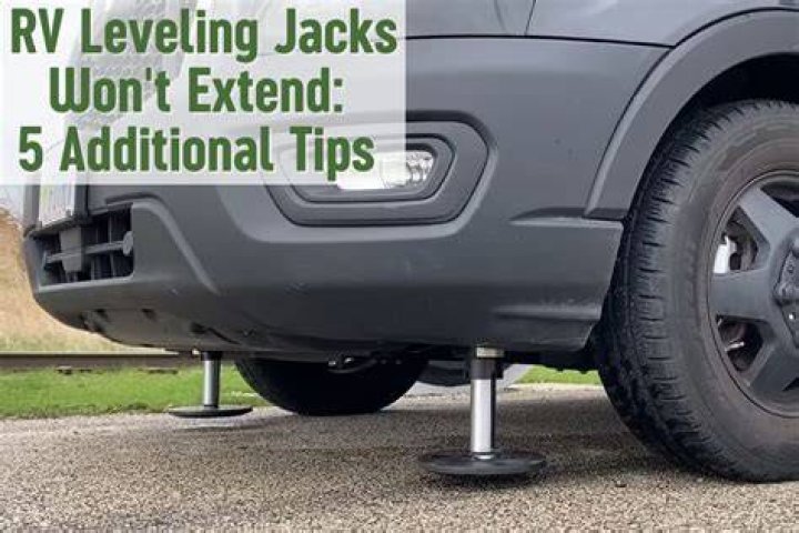 Can you extend slideouts without leveling jacks?