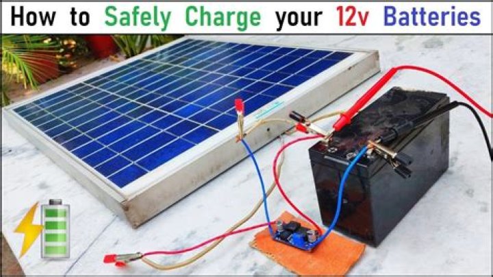 How do you charge a 12V battery with a solar panel?