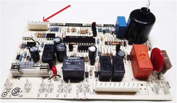 How do you reset a Norcold refrigerator control board?