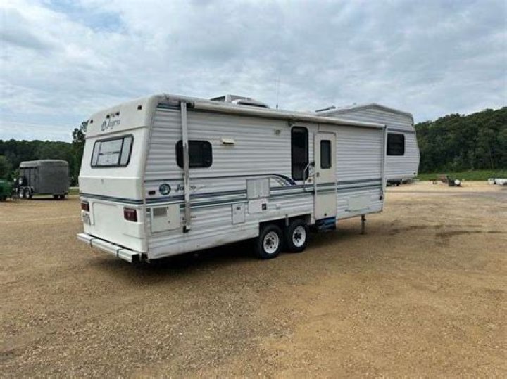 How much is a 1995 Jayco camper worth?
