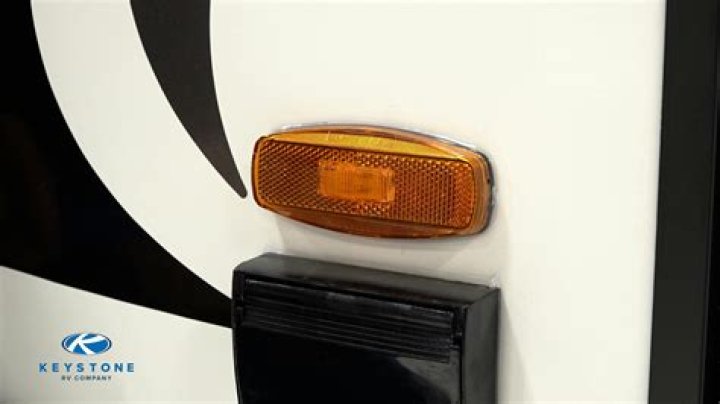 How to replace a 12V light in Keystone RV?