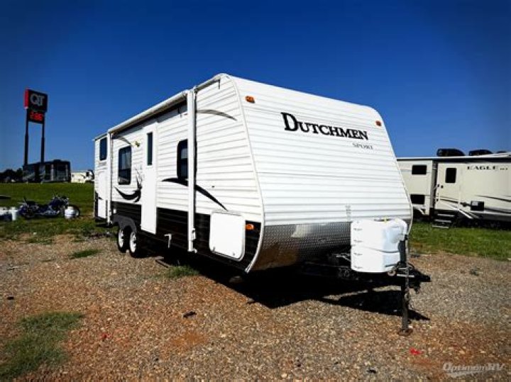 Is Dutchmen a good travel trailer?