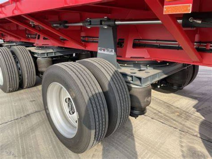 What do you need to know about turning a trailer?