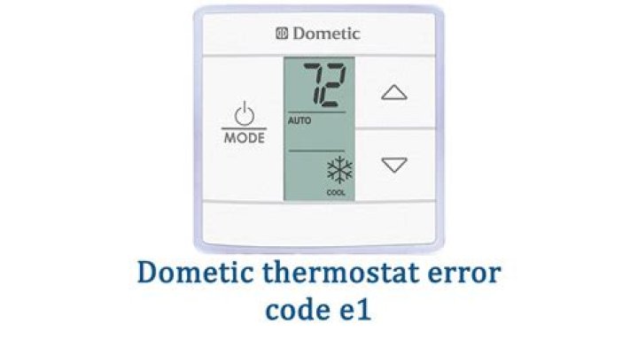 What does E5 mean on a Dometic thermostat?