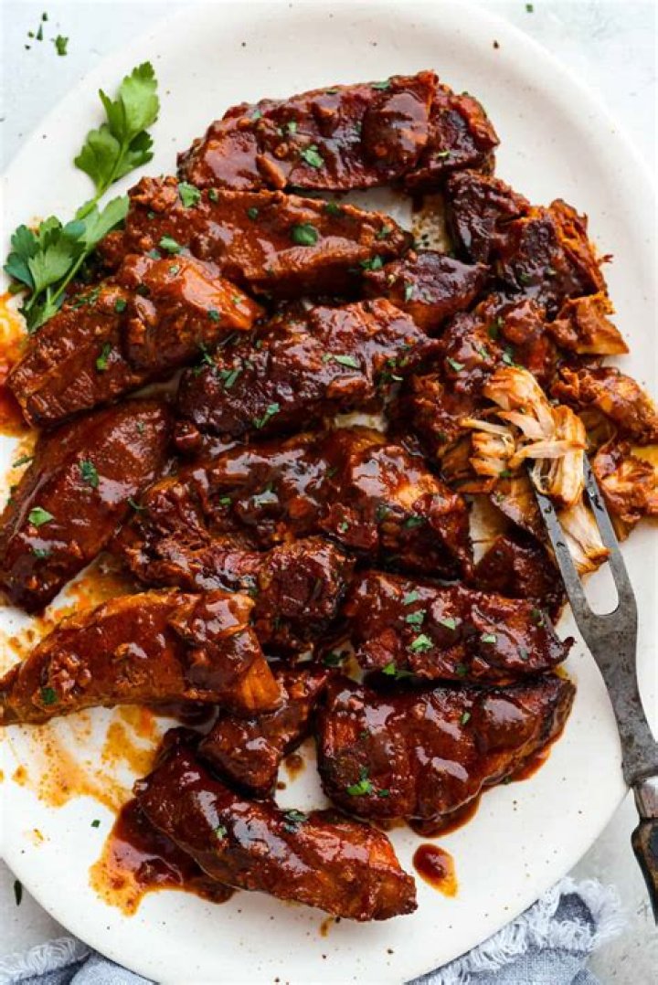 What is a boneless slice of lamb called?