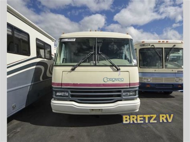 What was the name of the 1994 Fleetwood RV?