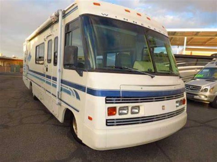What was the name of the 1994 Winnebago brave?