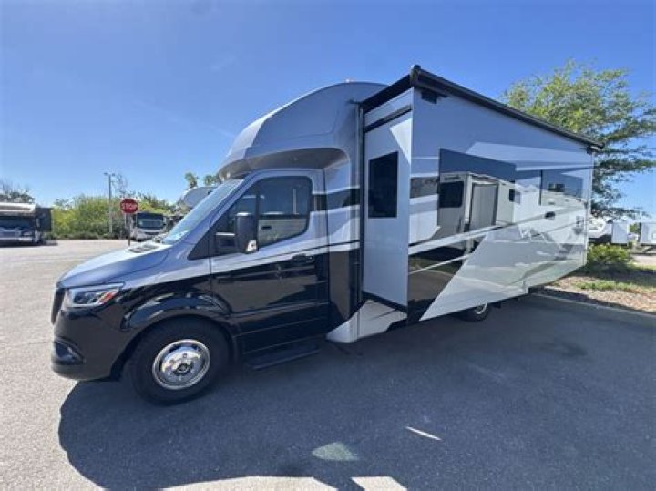 When is the Wayfarer 25 RW for sale?