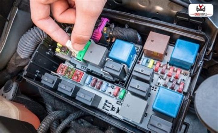 Where is the starter relay in the fuse box?
