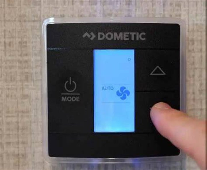 Why does my Dometic AC cycles on and off?
